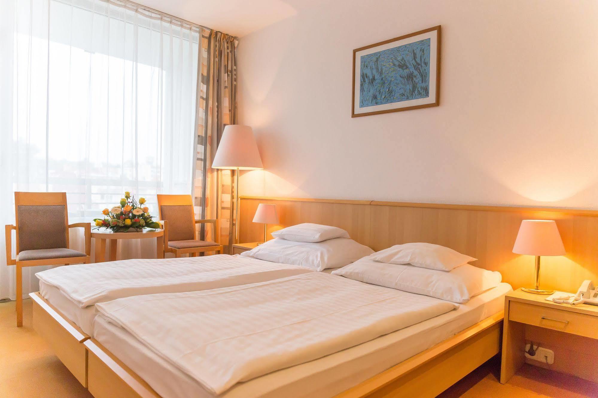 Hunguest Hotel Panorama Heviz Ngoại thất bức ảnh